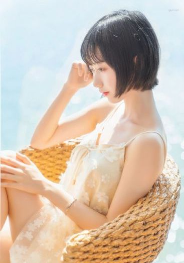 漂亮的女教师_超清在线播放观看